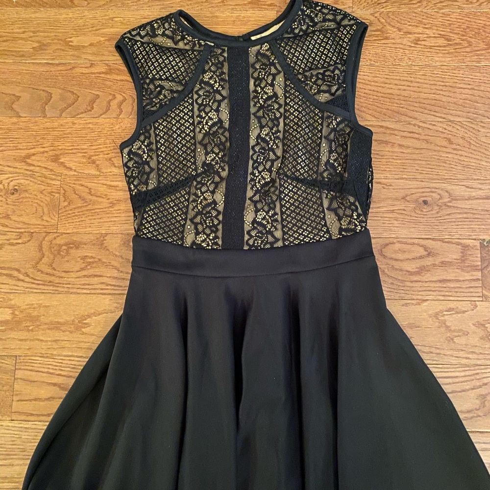 Venus black lace dress